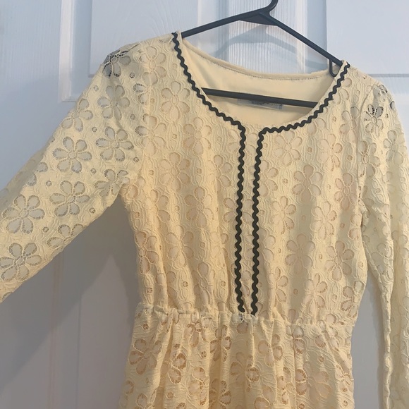 Ruidiya Yellow Lace Floral Dress - Picture 2 of 6